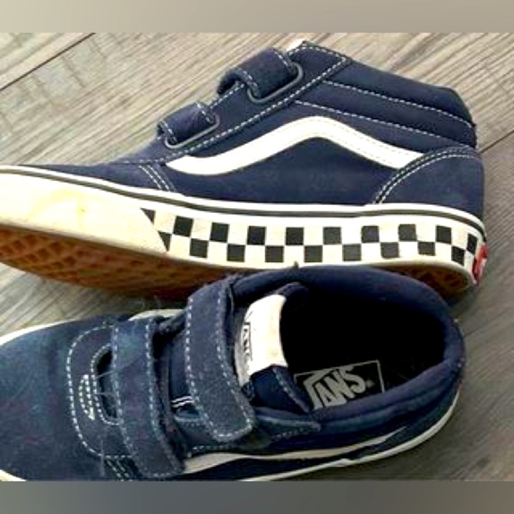 VANS Off the Wall youth size 2 navy high top Velcro closure
